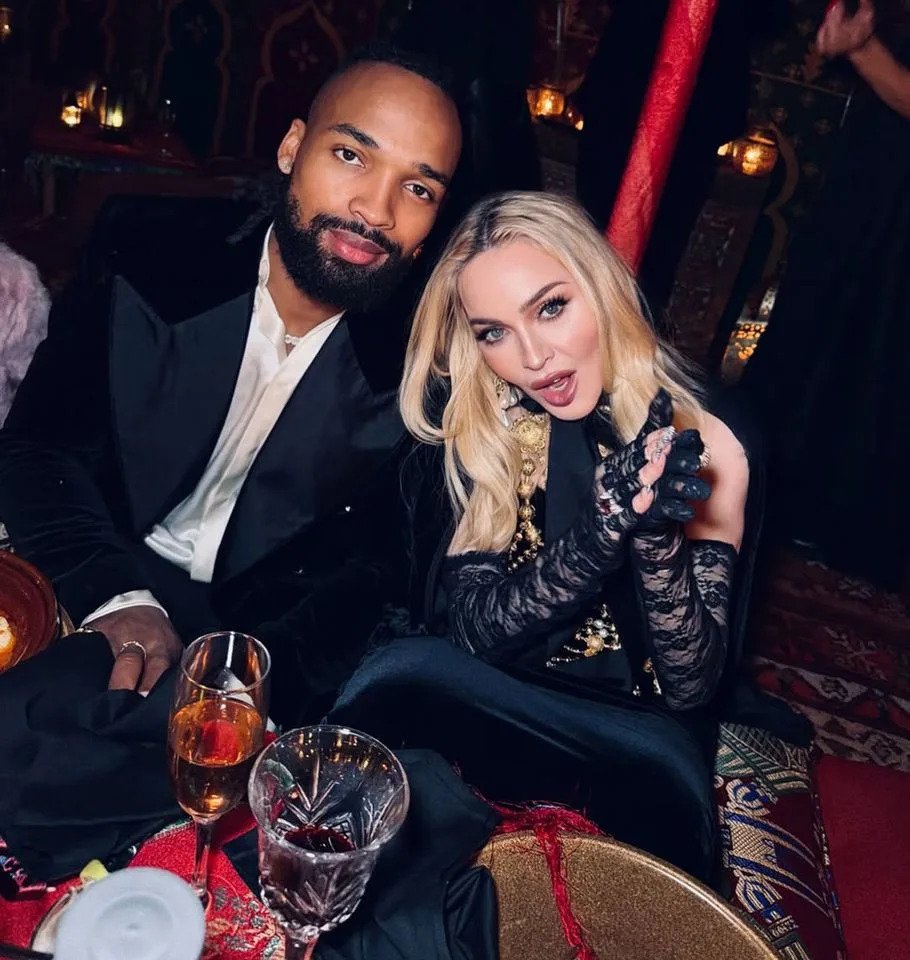 Madonna/Instagram Akeem Morris 和 Madonna 在摩洛哥